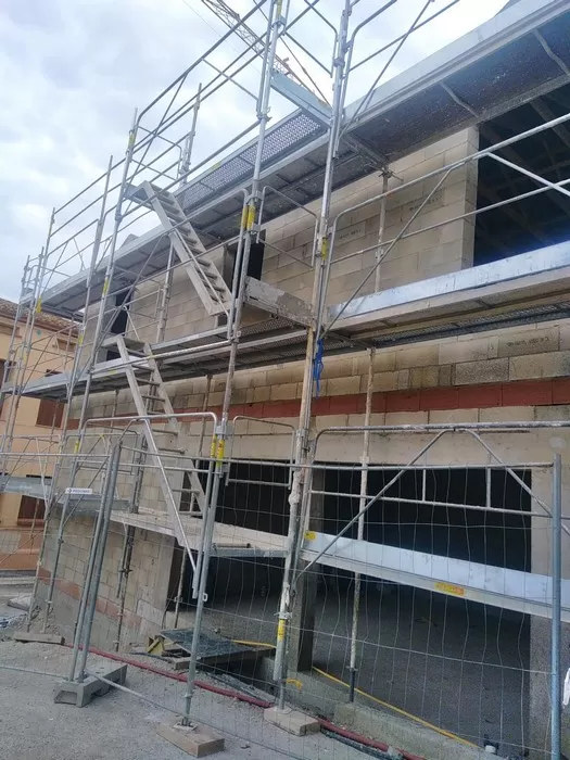 Location d'échafaudage pour la construction d'une maison à Perpignan