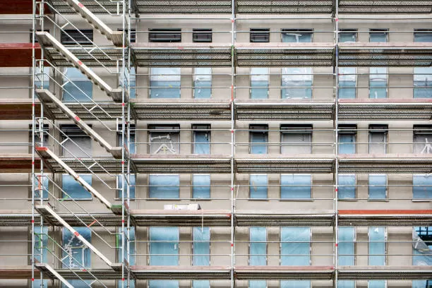 Location d’échafaudage à escaliers à Perpignan, Perpignan, STEIS ECHAFAUDAGES